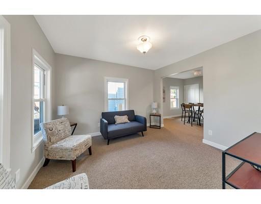 45 Ladd Street Springfield, MA 01109 - Photo 7 of 23