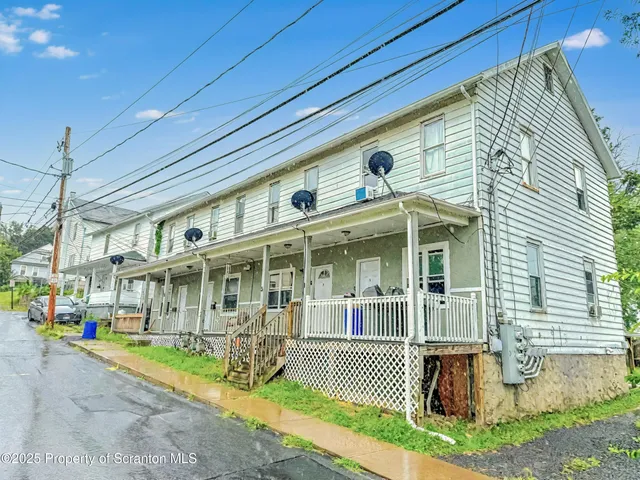 $1,225 | 3 Miller Street, Pittston, PA 18640