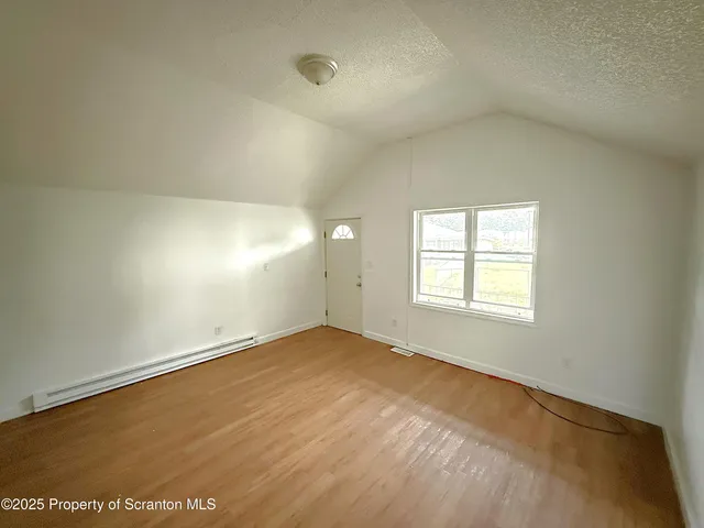 $1,225 | 3 Miller Street, Pittston, PA 18640