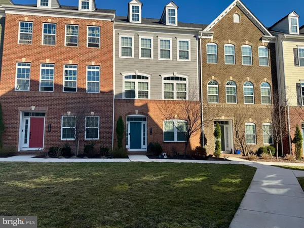 $690,000 | 6016 Hidden Meadow, Unit 14, Ellicott City, MD 21043