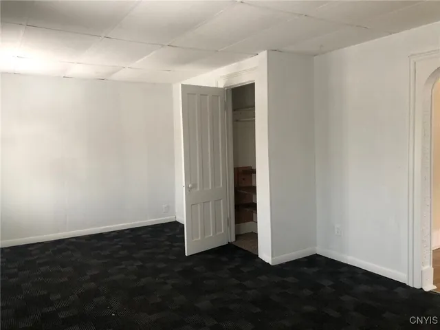 $138,500 | 110 Spring Lane, Syracuse, NY 13208