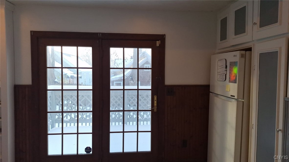 110 Spring Lane Syracuse, NY 13208 - Photo 35 of 40 Beautiful Pained Doors from the Kitchen to the Dec