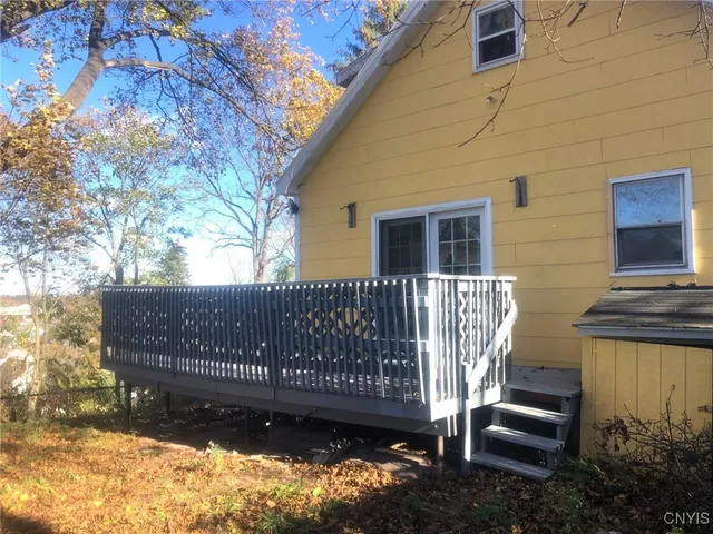 $138,500 | 110 Spring Lane, Syracuse, NY 13208