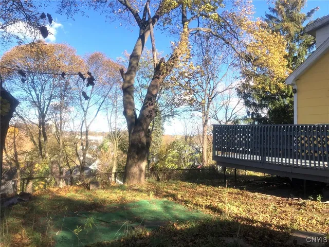 $138,500 | 110 Spring Lane, Syracuse, NY 13208