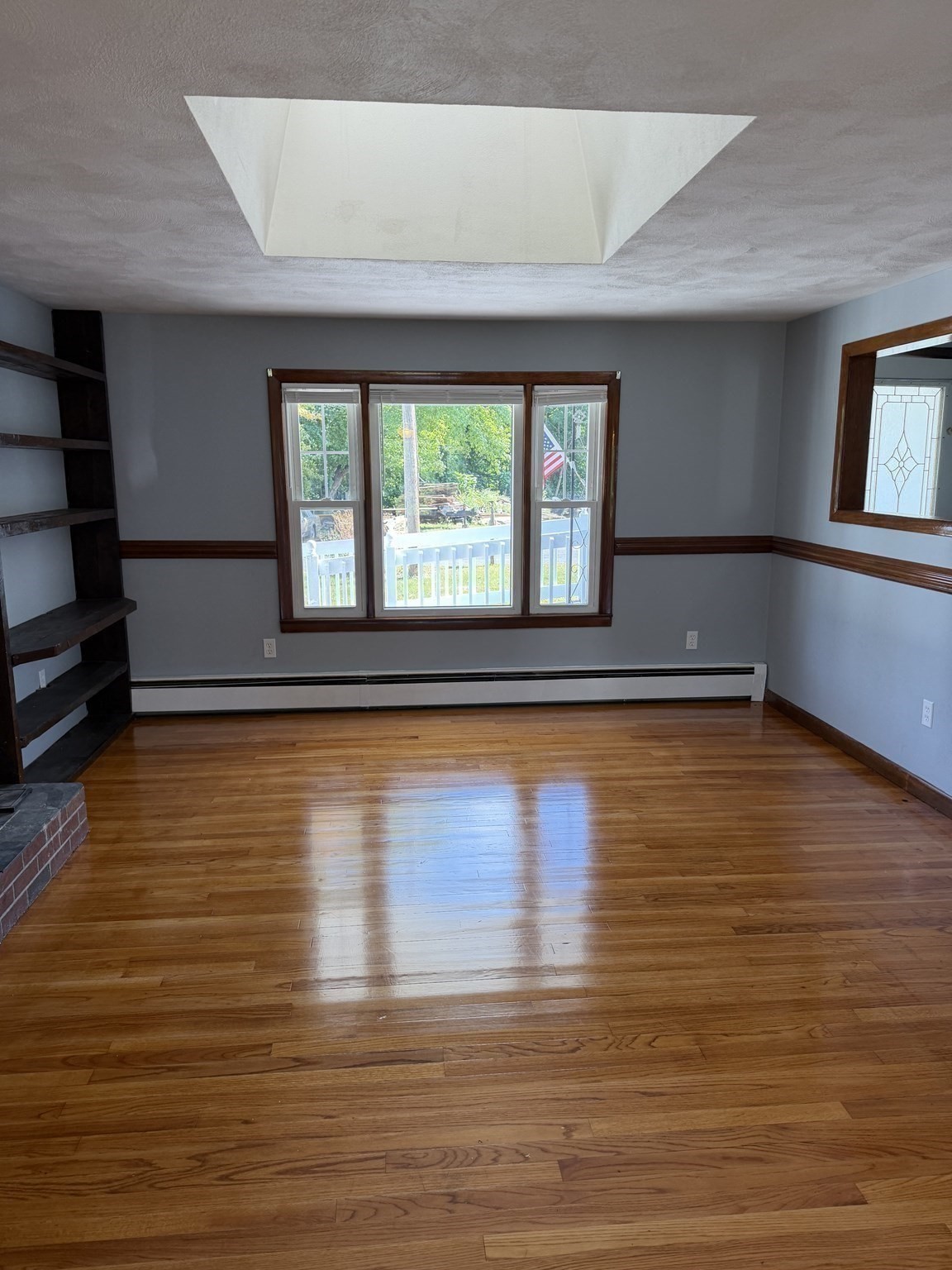 16 Bluemer Road Southampton, MA 01073 - Photo 5 of 40 Gallery Image 5