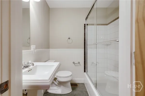 $3,500 | 145 Hendrix Avenue, Athens, GA 30601