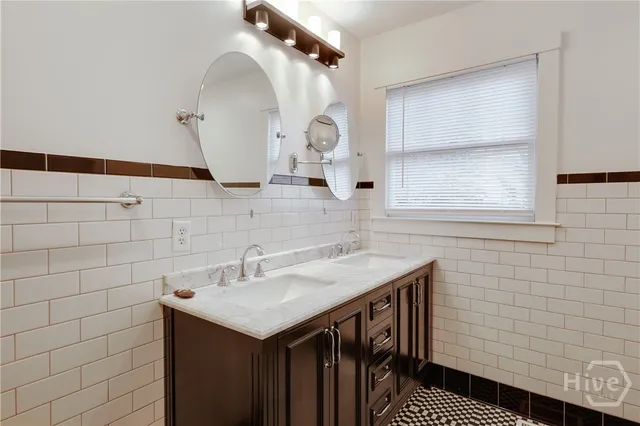 $3,500 | 145 Hendrix Avenue, Athens, GA 30601