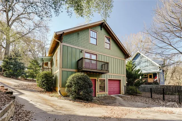 $3,500 | 145 Hendrix Avenue, Athens, GA 30601