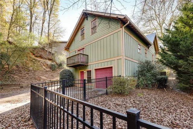 $3,500 | 145 Hendrix Avenue, Athens, GA 30601