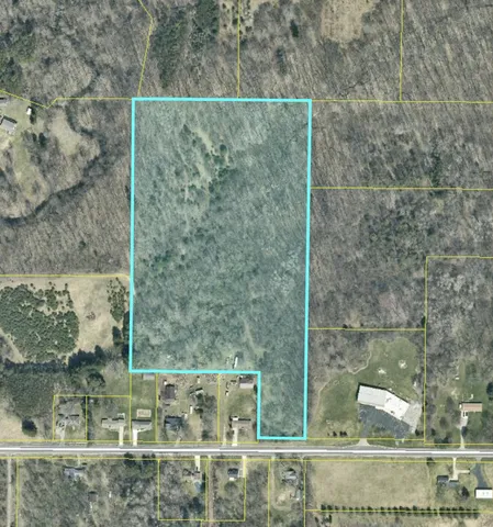 $650,000 | 207 7 Mile Road Northwest, Comstock Park, MI 49321