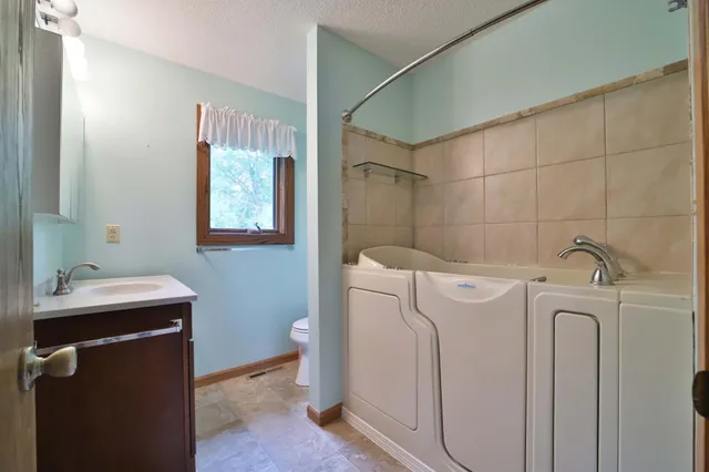 $215,000 | 2230 Spruce Drive, Brainerd, MN 56401