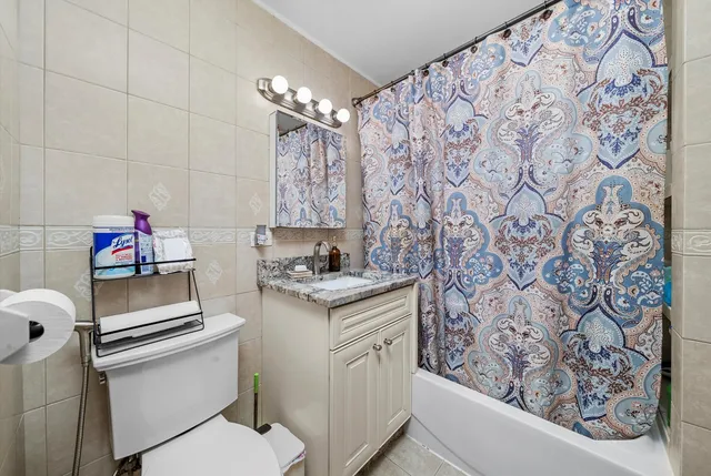 $439,900 | 2716 Grove Avenue, Berwyn, IL 60402