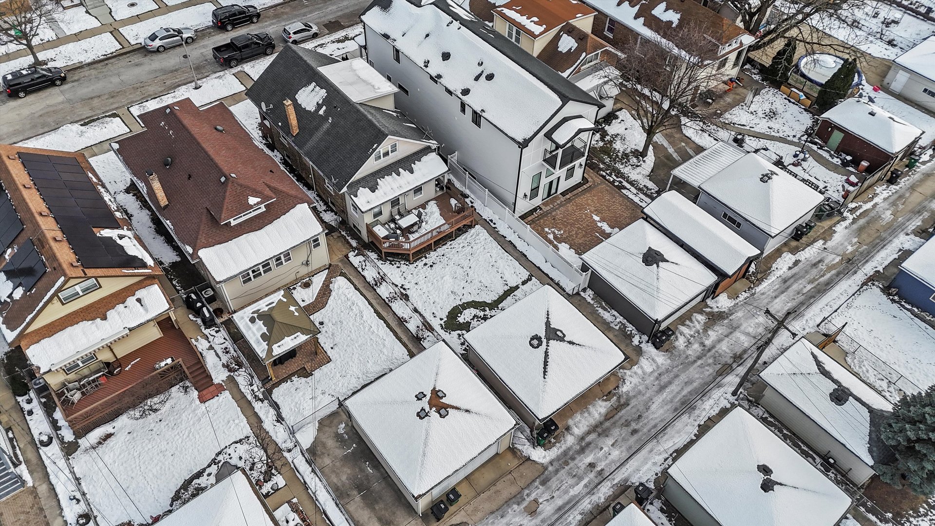 2716 Grove Avenue Berwyn, IL 60402 - Photo 33 of 46 an aerial view of a open space with a building