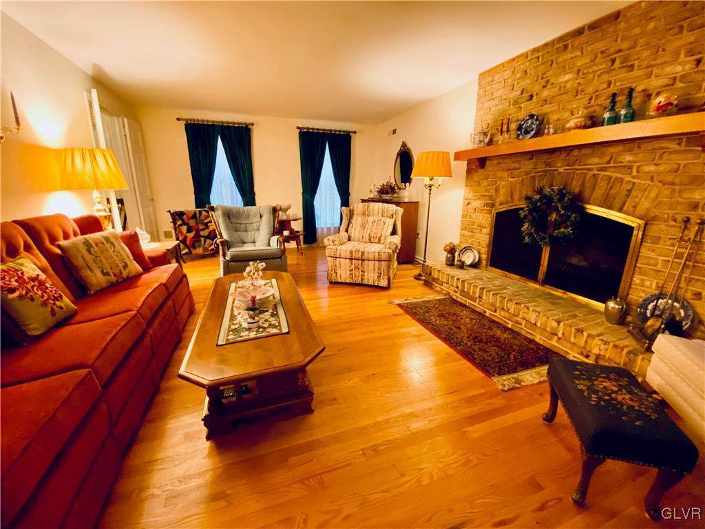 341 Bierys Bridge Road Bethlehem, PA 18017 - Photo 3 of 25 Gallery Image 3