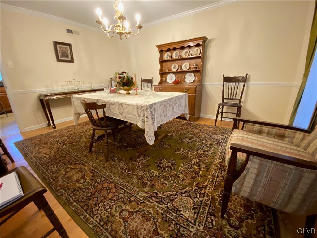 341 Bierys Bridge Road Bethlehem, PA 18017 - Photo 4 of 25 Gallery Image 4