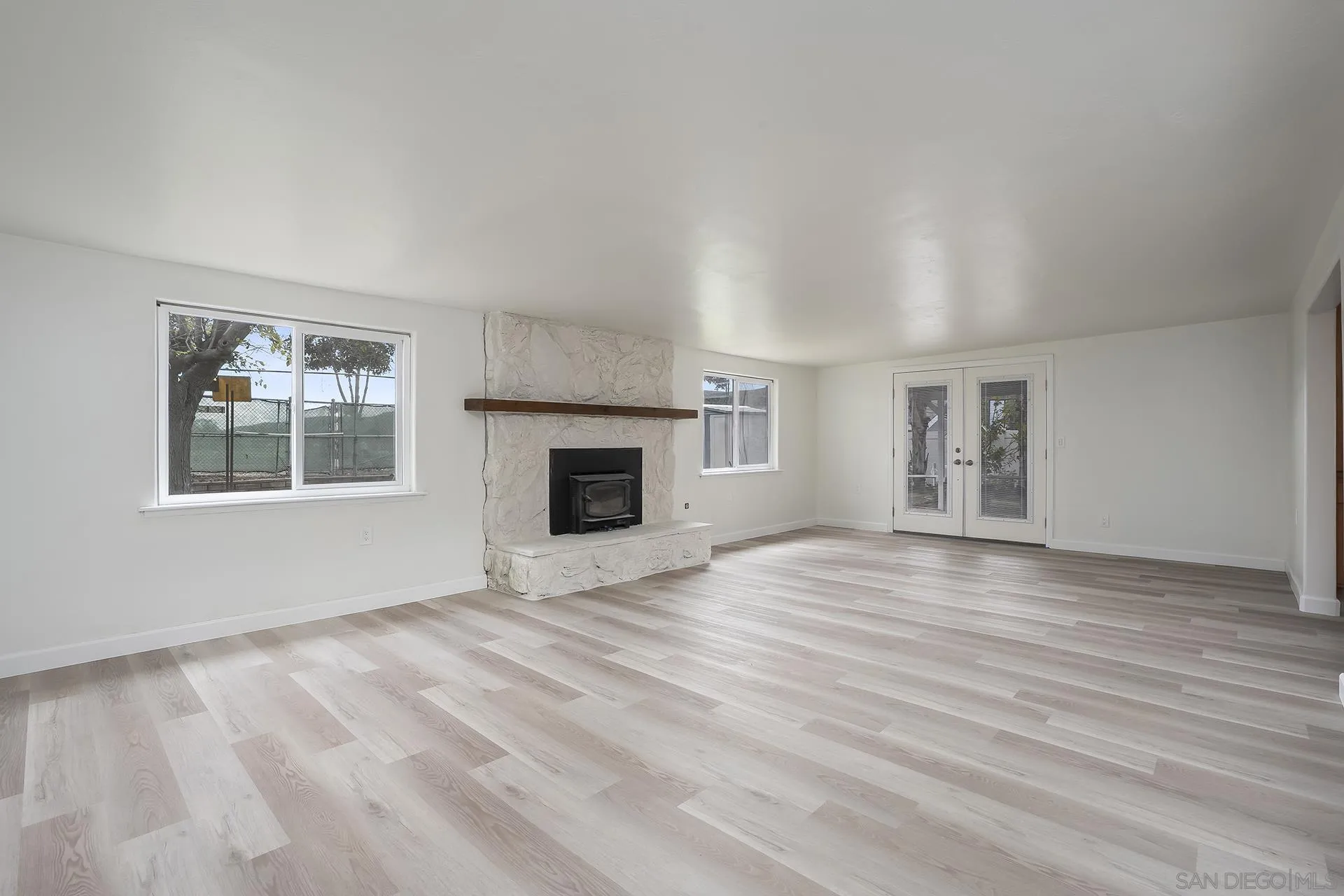 9213 Fenway Road Santee, CA 92071 - Photo 11 of 25 Gallery Image 11