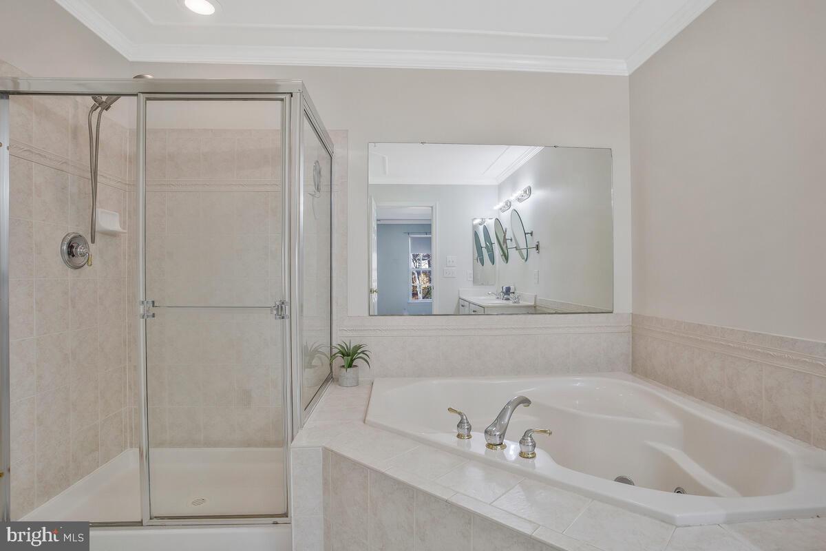 15108 Red Ridge Place Bowie, MD 20715 - Photo 37 of 64 Primary Bath