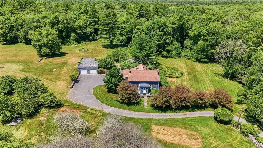 126 Lucy Little Road Dartmouth, MA 02747 - Photo 10 of 27