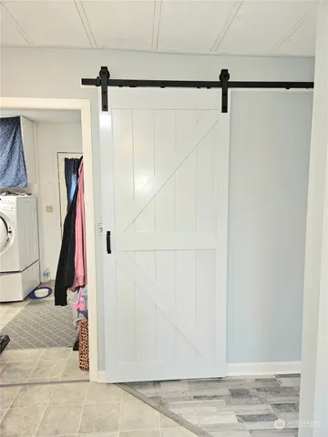 a view of a storage & utility room