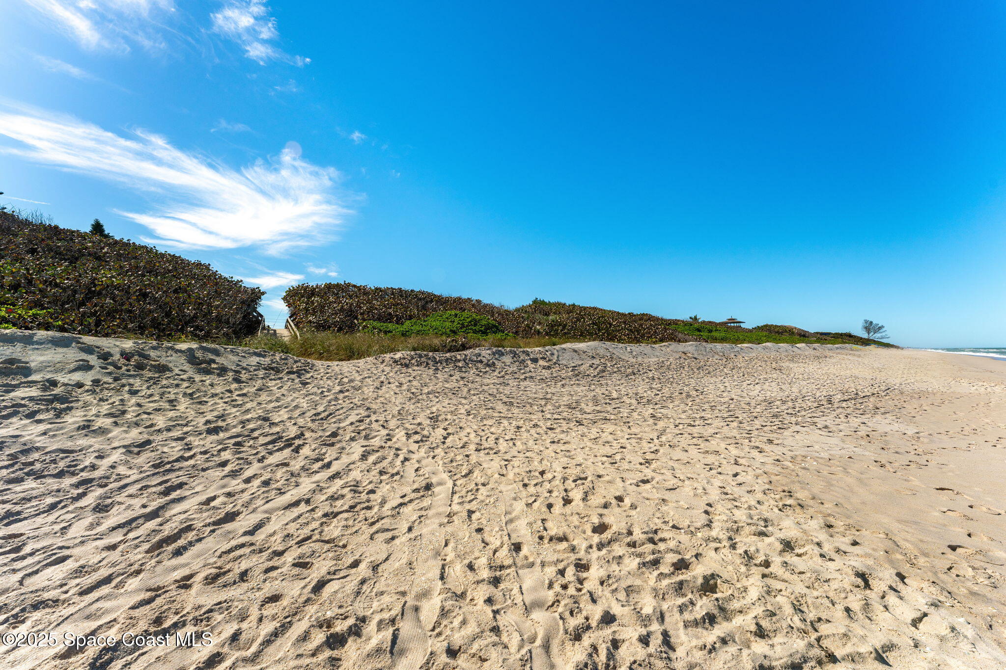 101 Seagrape Road Melbourne Beach, FL 32951 - Photo 9 of 19 26-web-or-mls-DSC08140
