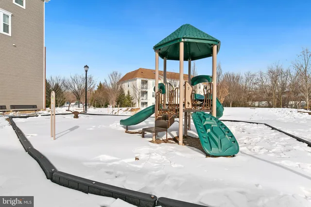 $435,000 | 7203 Gringotts Way, Unit A, Elkridge, MD 21075