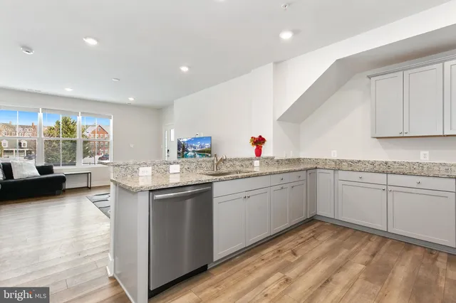 $435,000 | 7203 Gringotts Way, Unit A, Elkridge, MD 21075