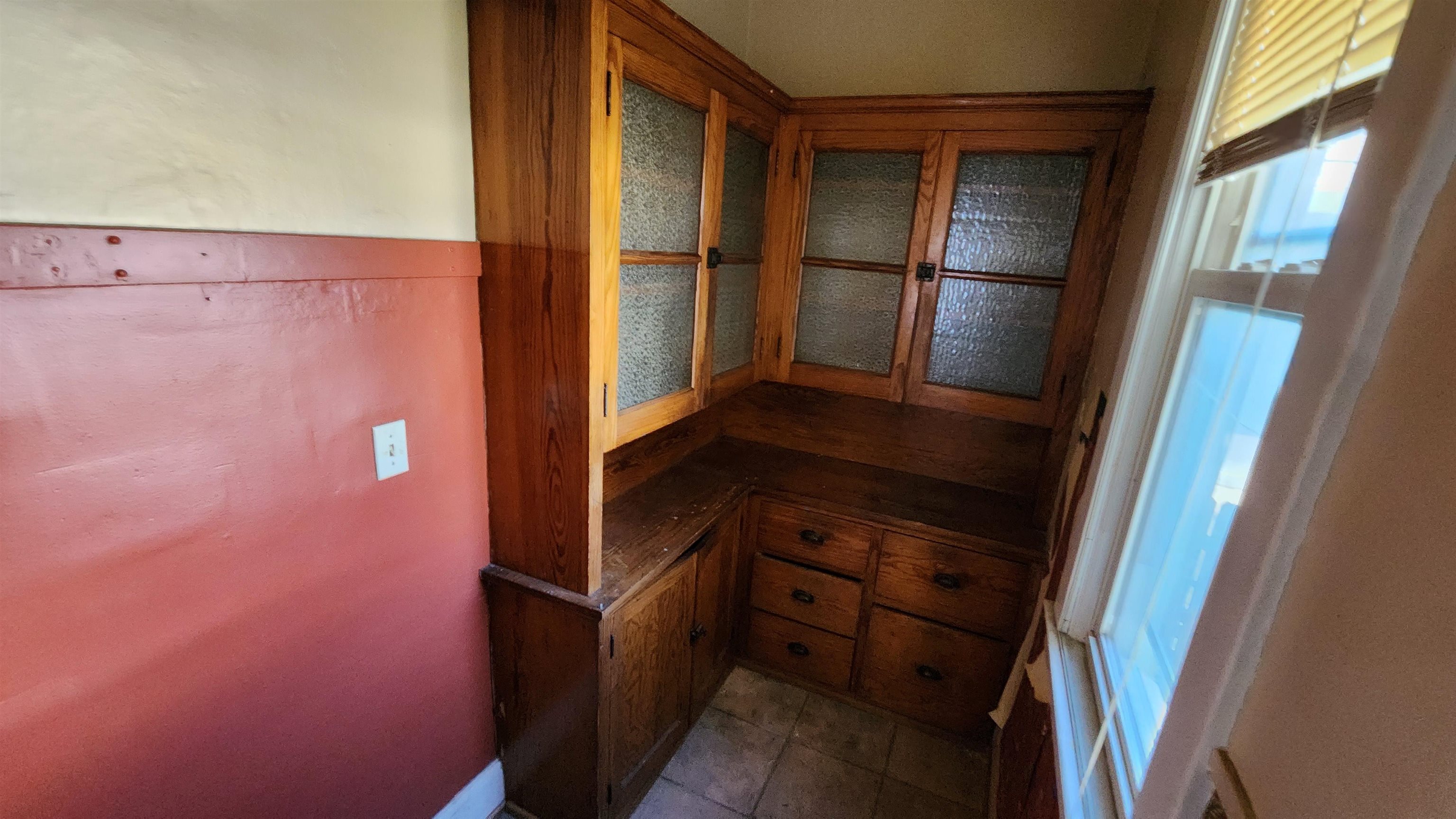 1909 Columbus Avenue Bay City, MI 48708 - Photo 3 of 22 Gallery Image 3