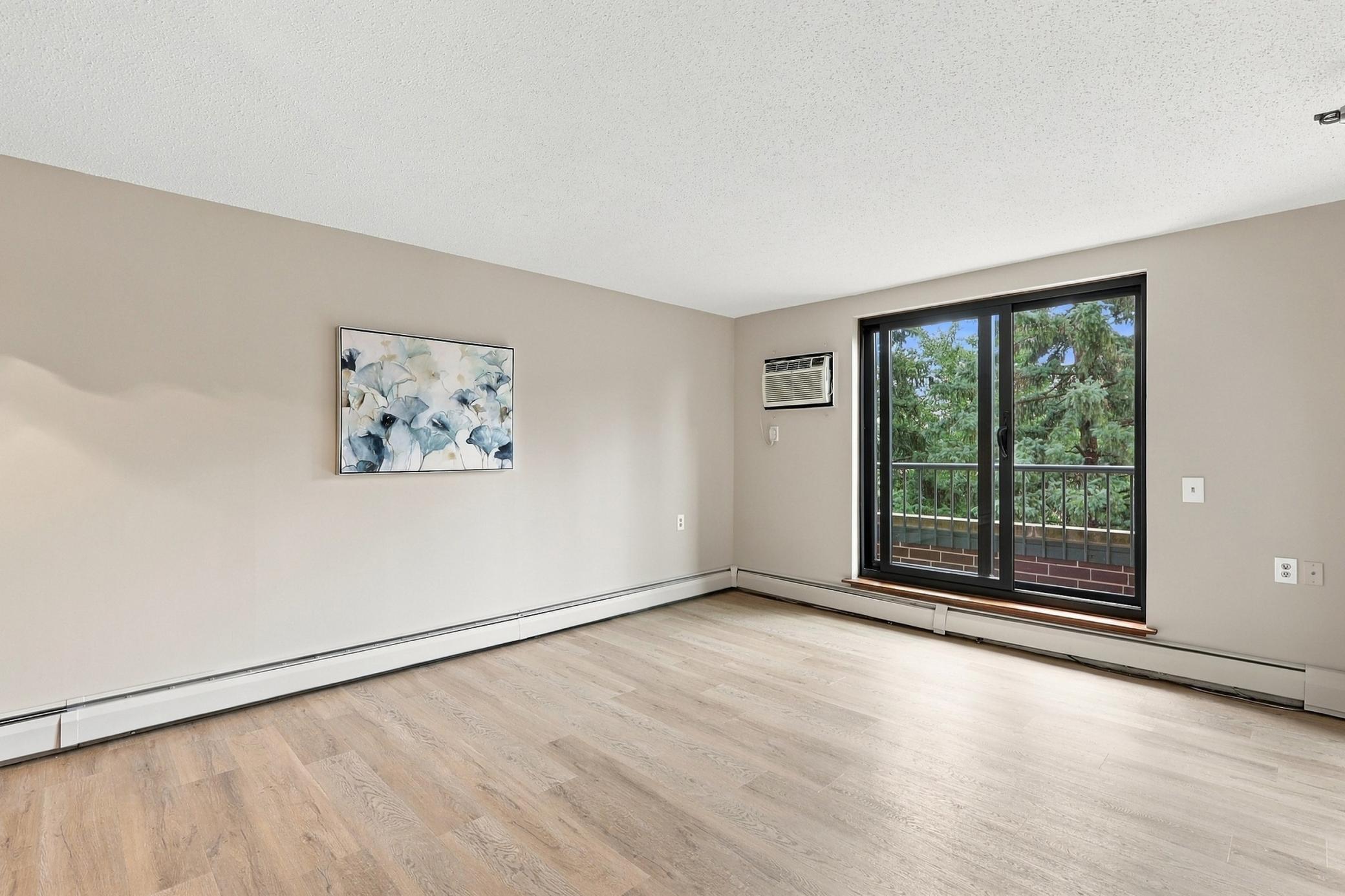 7600 Golden Valley Road, Unit 316 Golden Valley, MN 55427 - Photo 7 of 25 Gallery Image 7