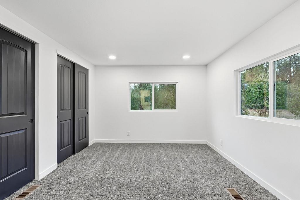 4303 East Oregon Road Elk, WA 99009 - Photo 14 of 40 Gallery Image 14