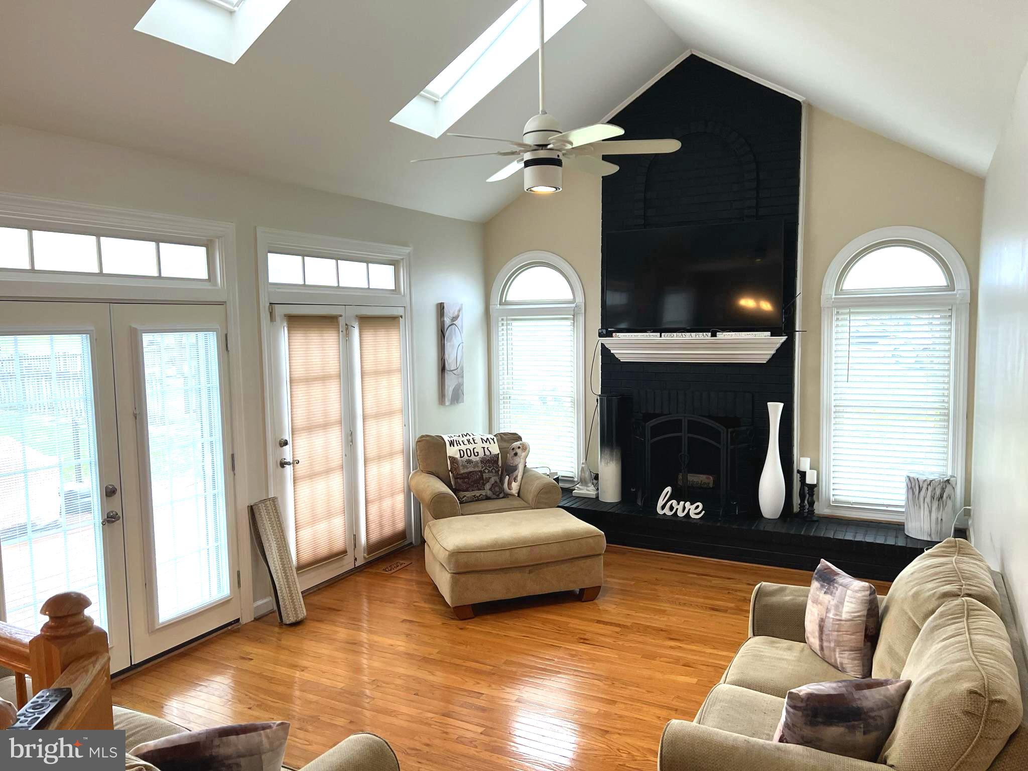 409 Jaystone Court Bowie, MD 20721 - Photo 15 of 51 Family Room