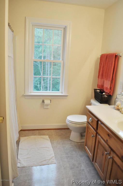 3939 Custis Millpond Road West Point, VA 23181 - Photo 13 of 17 Gallery Image 13