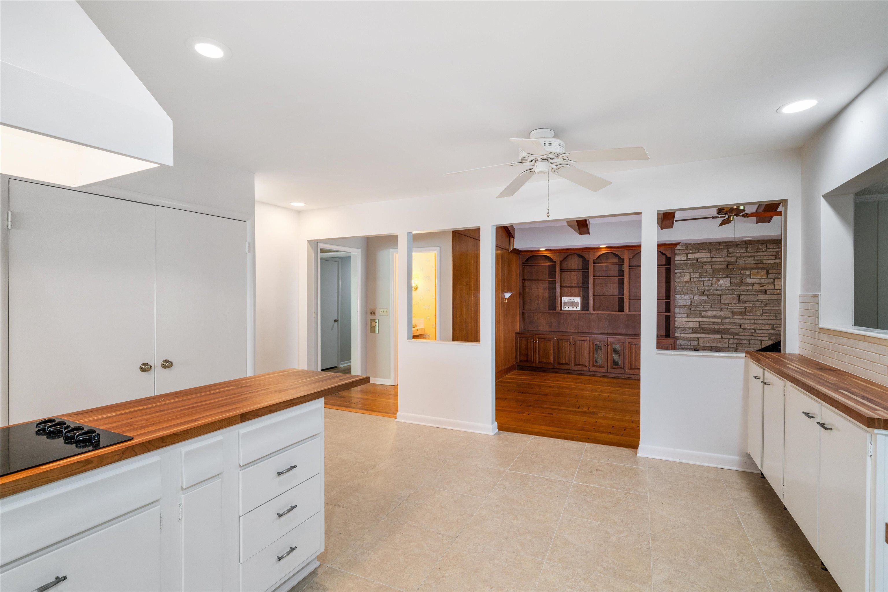 5670 North Angela Road Memphis, TN 38120 - Photo 8 of 22 a bathroom with a sink and a mirror
