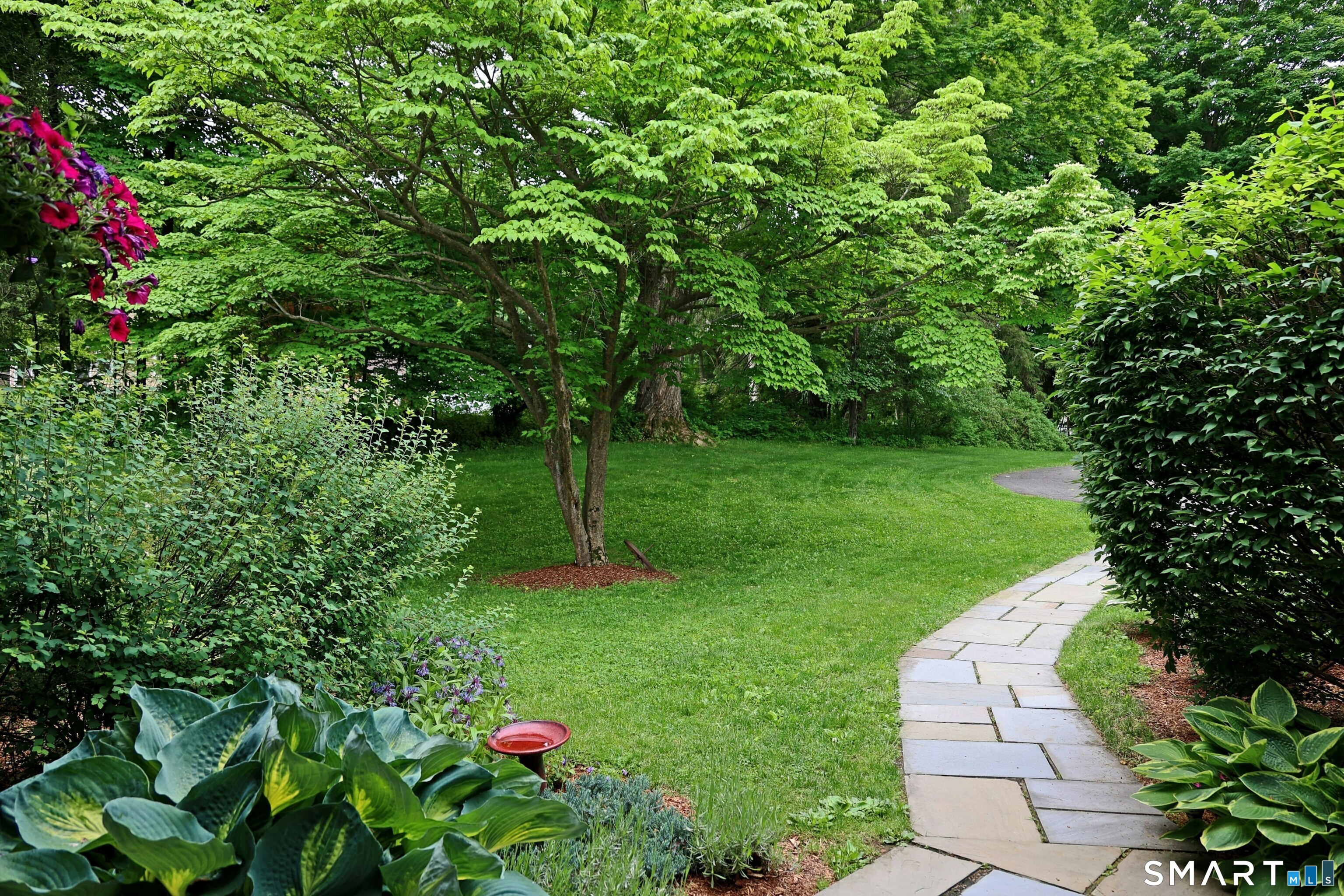 68 Bloomer Road Ridgefield, CT 06877 - Photo 9 of 40 Gallery Image 9