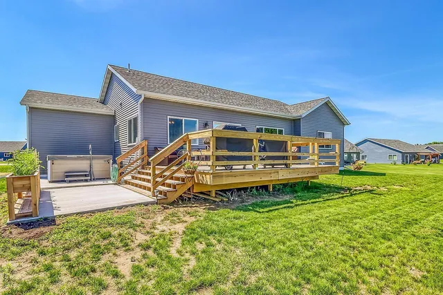 $395,000 | 714 11th Street Northwest, Perham, MN 56573