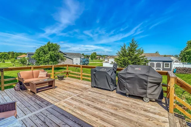 $395,000 | 714 11th Street Northwest, Perham, MN 56573