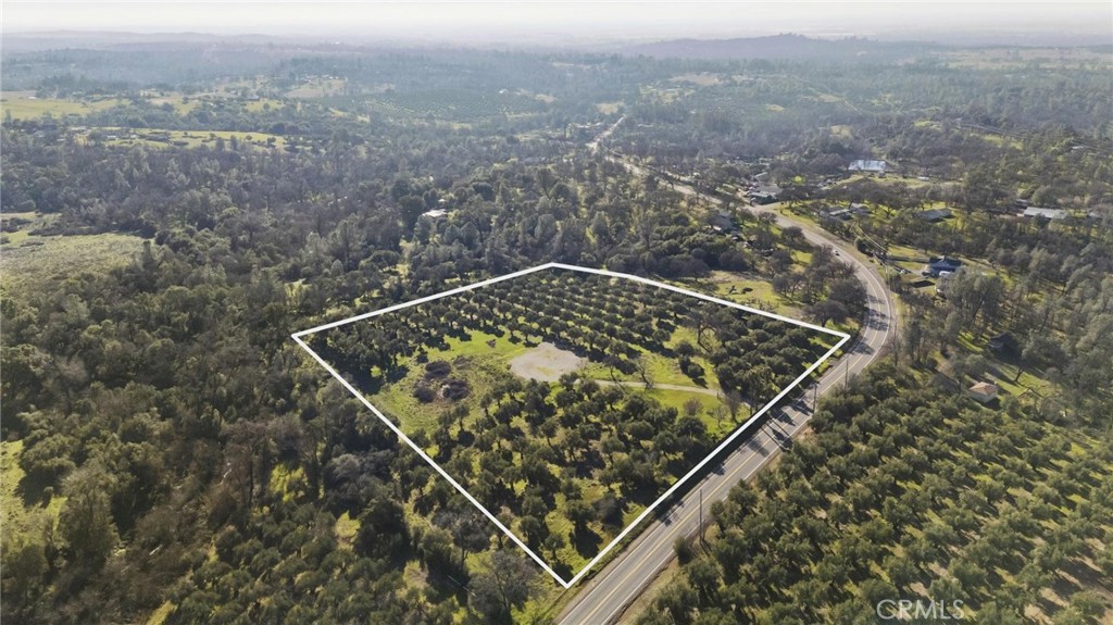 7300 Lower Wyandotte Road Oroville, CA 95966 - Photo 19 of 19 an aerial view of multiple house