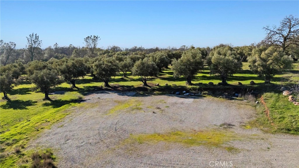 7300 Lower Wyandotte Road Oroville, CA 95966 - Photo 2 of 19 a view of a lake with houses