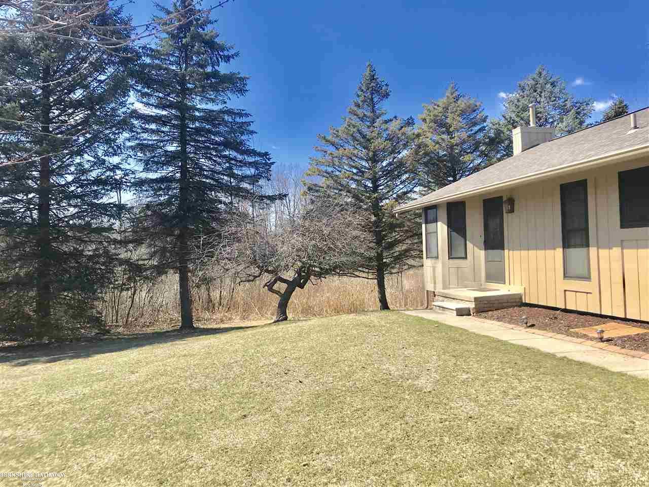 1948 White Birch Court, Unit 178 Rochester Hills, MI 48309 - Photo 3 of 22