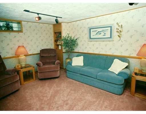 111 Manor Road Pittsburgh, PA 15237 - Photo 4 of 4 Gallery Image 4
