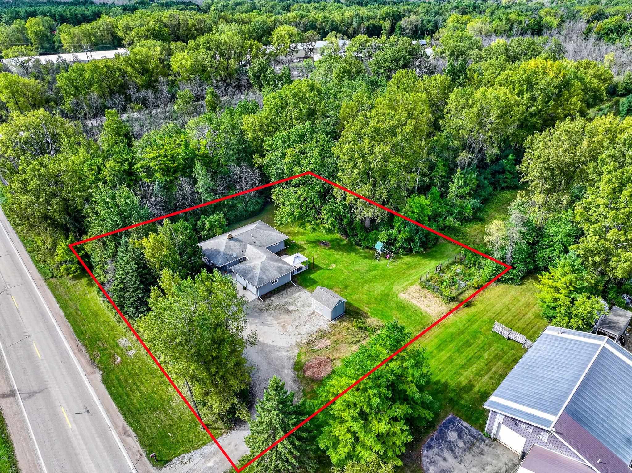 1730 West Edgewood Drive Appleton, WI 54913 - Photo 37 of 41 Gallery Image 37