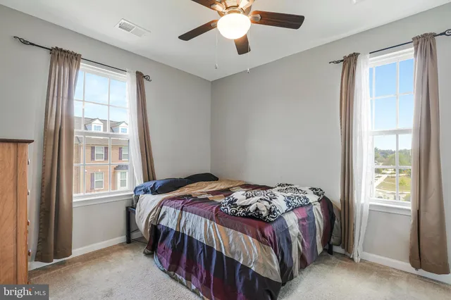 $425,000 | 5615 Barnstormers Lane, Waldorf, MD 20602