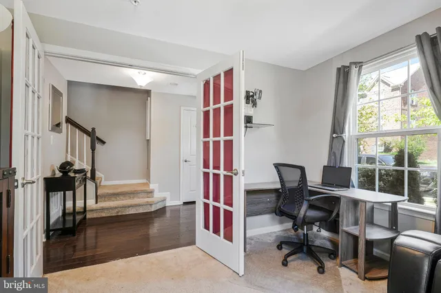 $425,000 | 5615 Barnstormers Lane, Waldorf, MD 20602