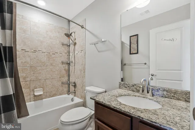 $425,000 | 5615 Barnstormers Lane, Waldorf, MD 20602