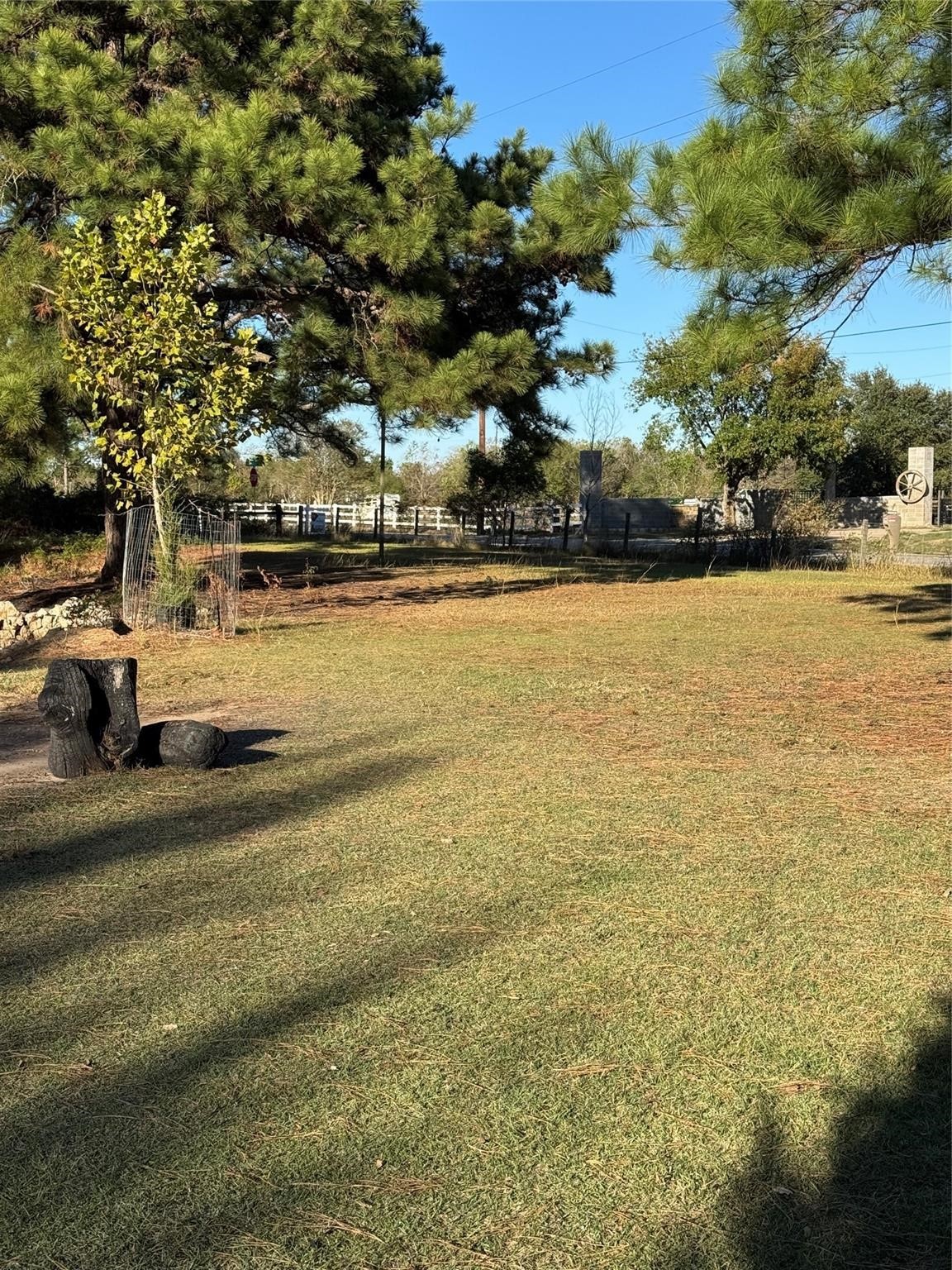 17631 Kickapoo Road Waller, TX 77484 - Photo 5 of 10