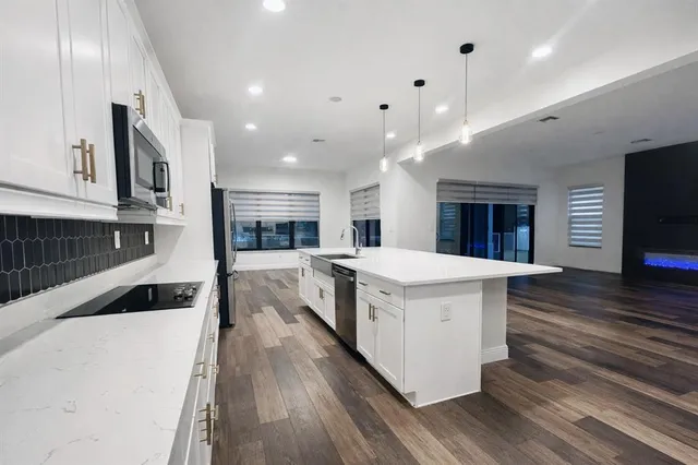 $829,900 | 3821 Northwest 87th Way, Coral Springs, FL 33065