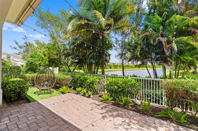 $829,900 | 3821 Northwest 87th Way, Coral Springs, FL 33065