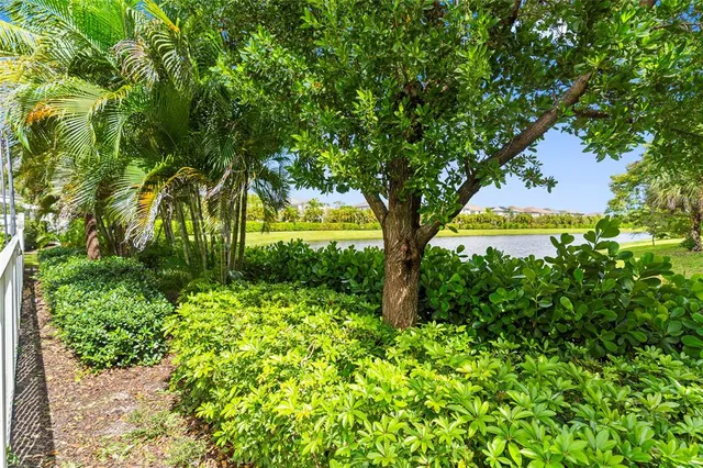 $829,900 | 3821 Northwest 87th Way, Coral Springs, FL 33065