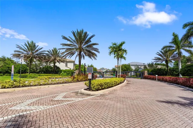 $829,900 | 3821 Northwest 87th Way, Coral Springs, FL 33065