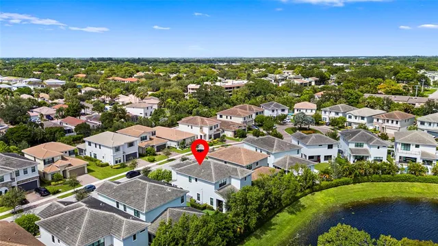 $829,900 | 3821 Northwest 87th Way, Coral Springs, FL 33065