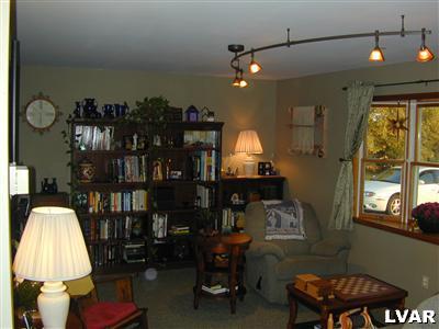 3442 West Walker Road Walnutport, PA 18088 - Photo 6 of 7 Gallery Image 6